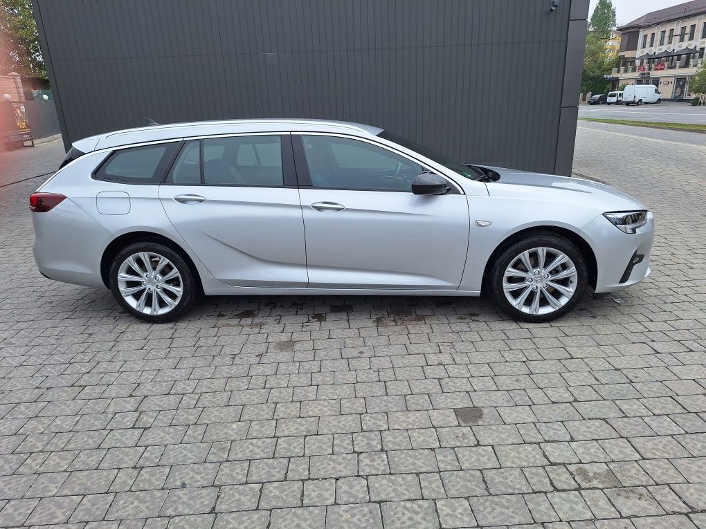 Opel insignia 2.0 CDTI 2020. Дизель Автомат
