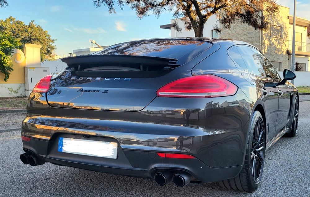 Porsche Panamera S E-Hybrid