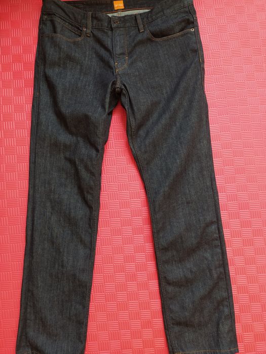 Boss w34 l30 джинси.