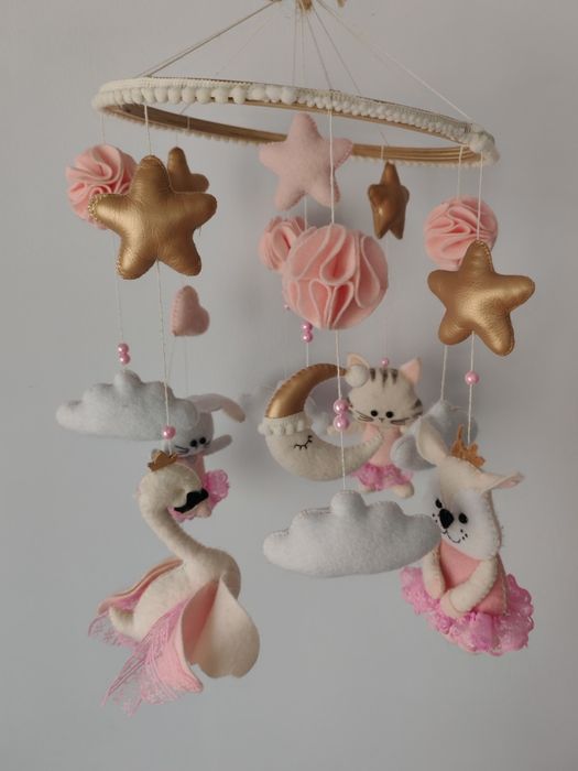 Мобіль з фетру з музичним блоком без тримача