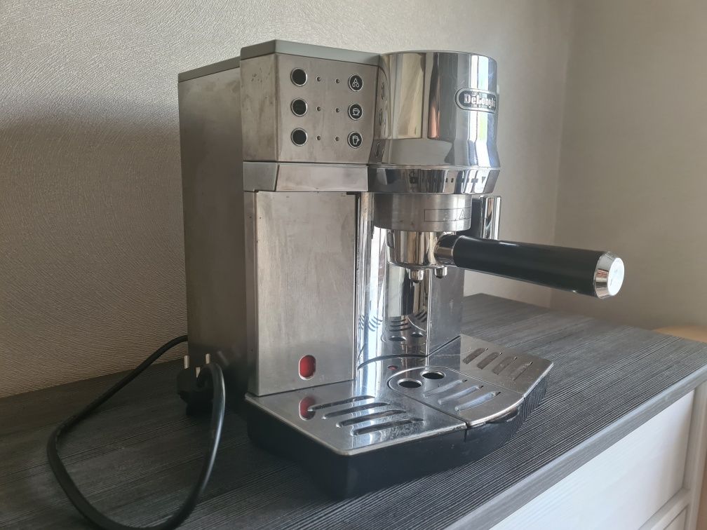 Ekspres do kawy DeLonghi Automatic Cappuccino