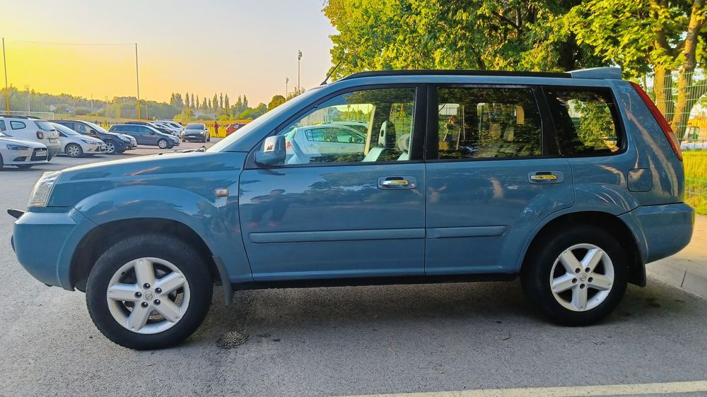 Nissan X-trail 2005р. торг