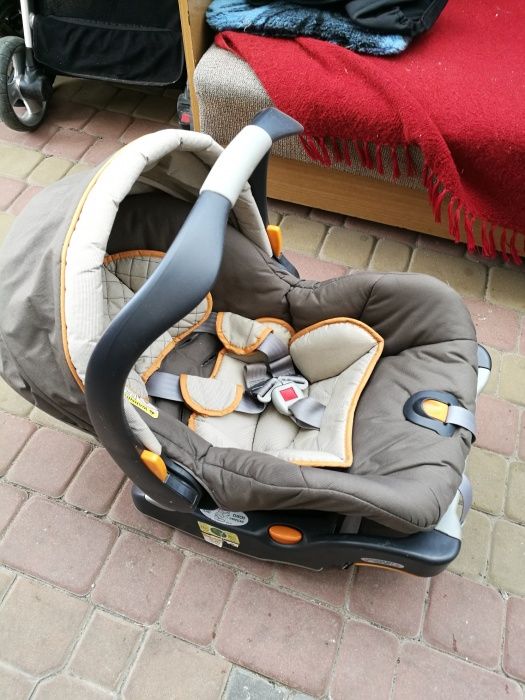 Nosidełko /Fotelik samochodowy CHICCO ISOFIX