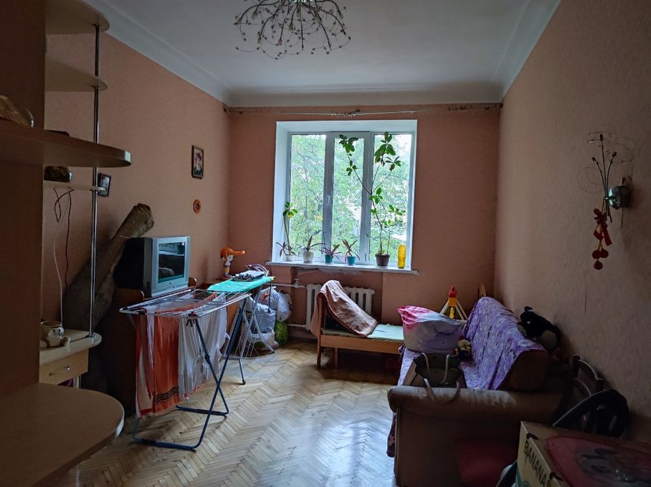 Продам 2 кімнатну квартиру на Лук'янівці