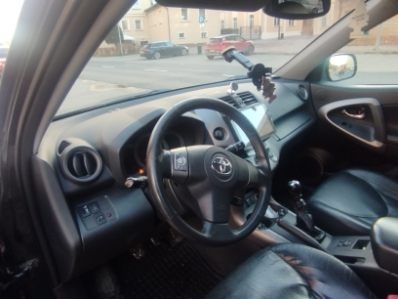 Sprzedam Toyota RAV4 lub zamienię na tańszy z dopłatą