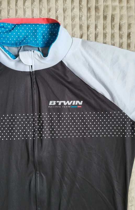 Nowa rozpinana koszulka rowerowa B'twin Racing Team