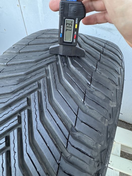 Шини Michelin 235 50 18