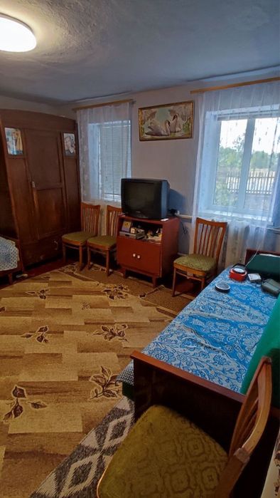 Продам два будинки