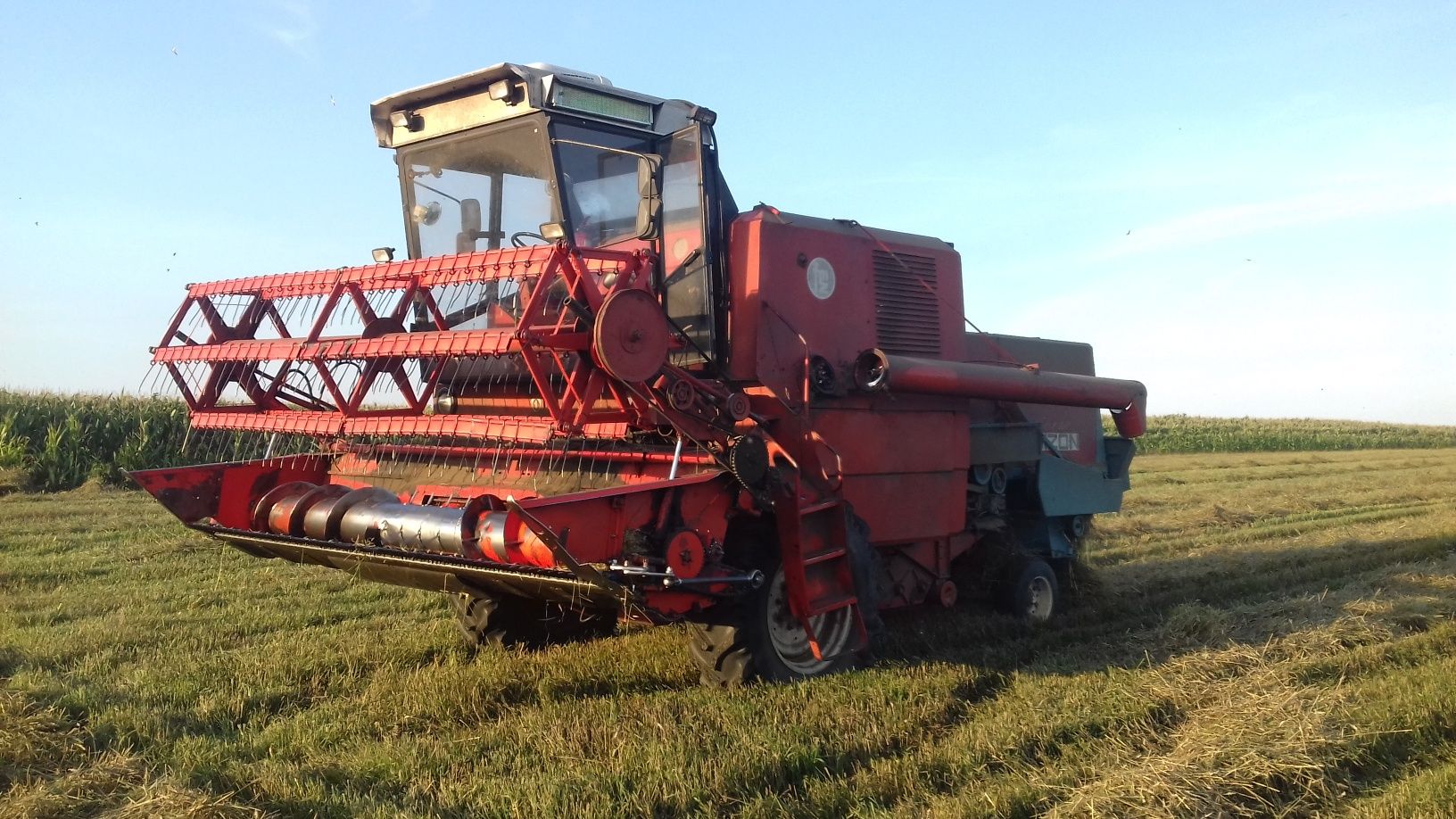 Kabina kabinyc360,c330,t25,mf, bizon zo 56 Nowa