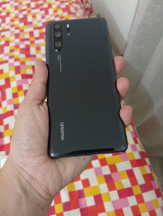Huawei P30 Pro Ecrã infinito