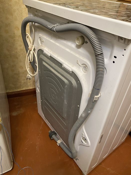 Пральна машина LG F10C3LD