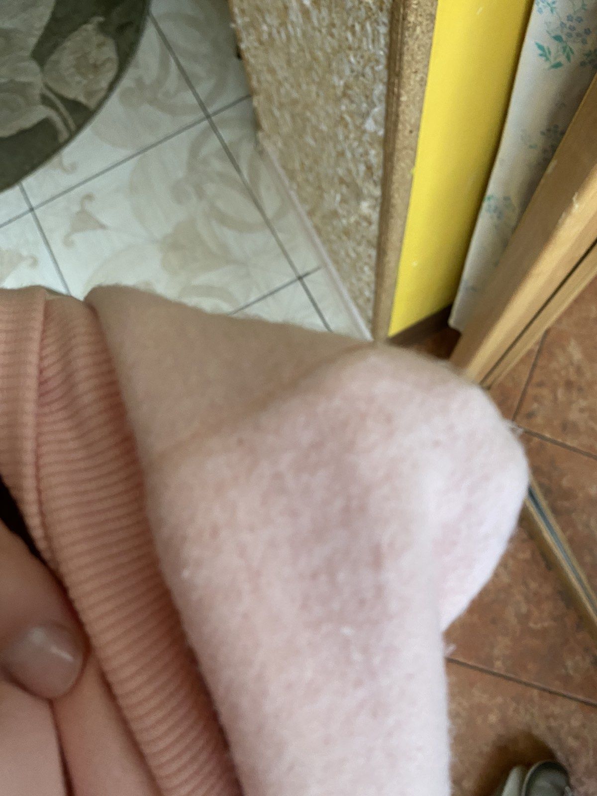 Худі рожевого кольору