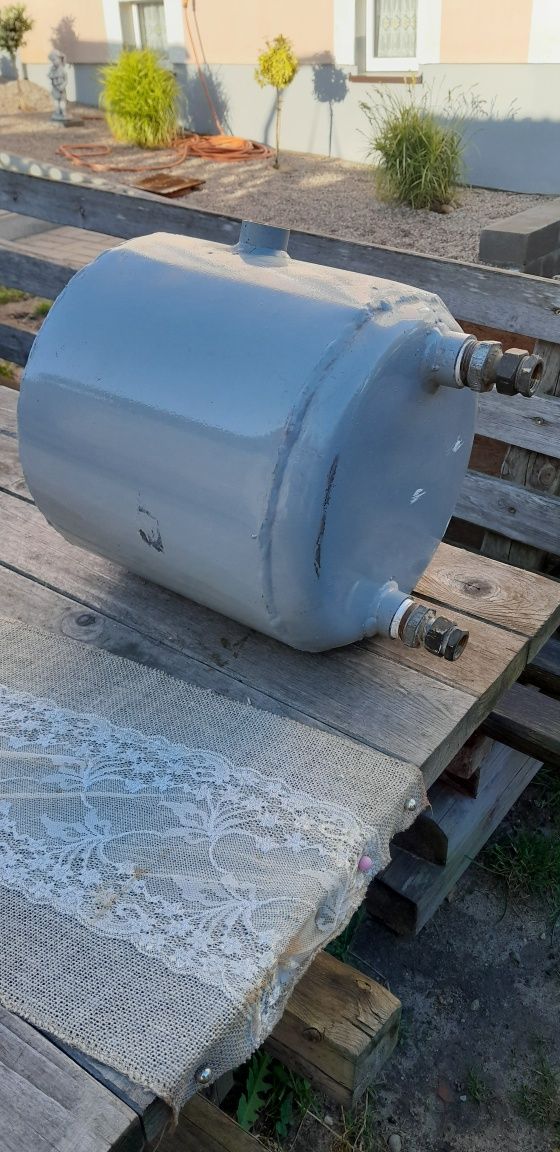 Naczynko wyrównawcze 20 litrow