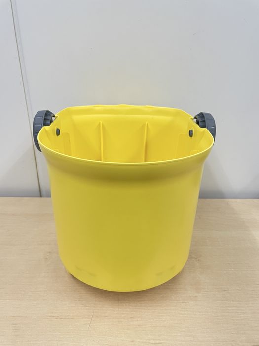 Dolny zbiornik odkurzacza piorącego Karcher Se 5.100 żółty zapięcia