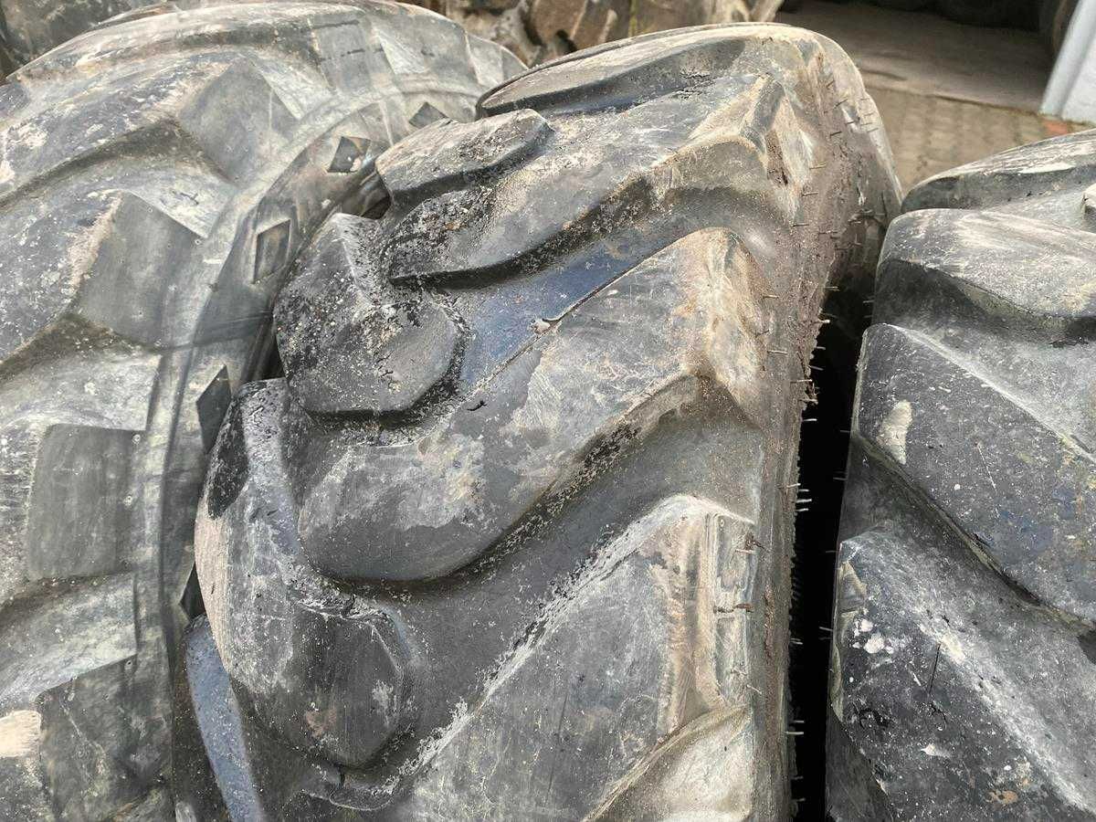 Opony Używane 12.5/80-18 Goodyear Super Grip Lug 12.5-18