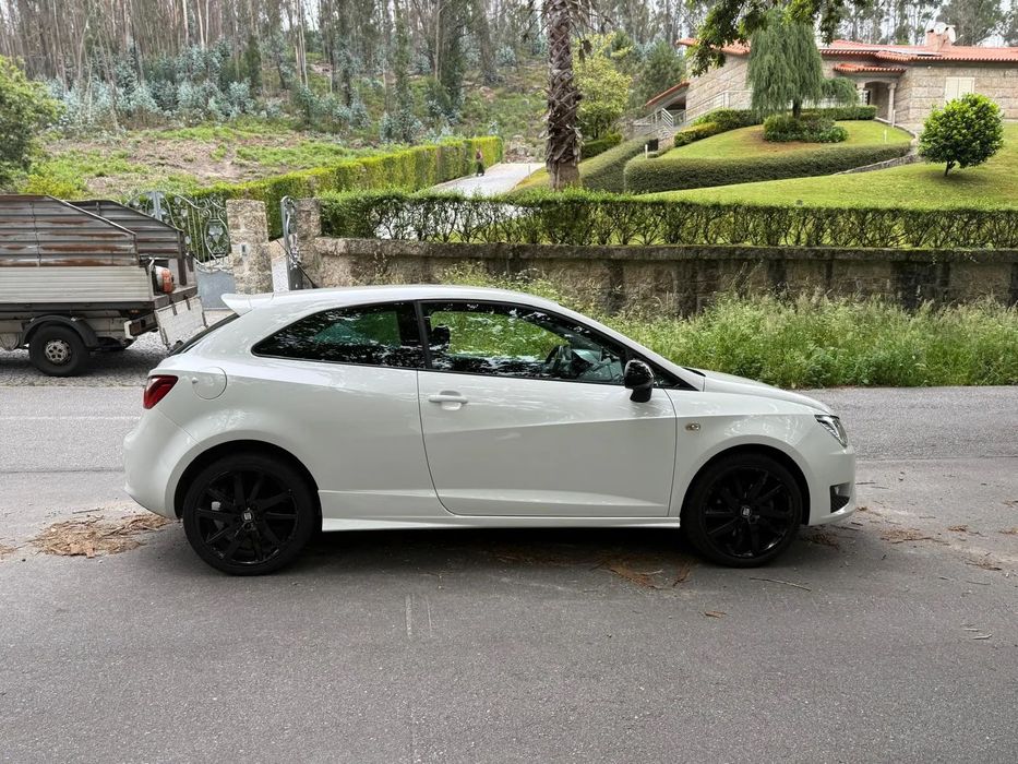 SEAT Ibiza SC 1.6 TDi FR 30 Anos