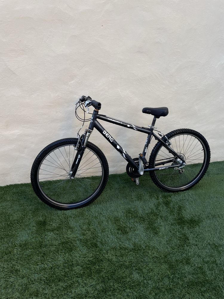 bicicleta, marca berg