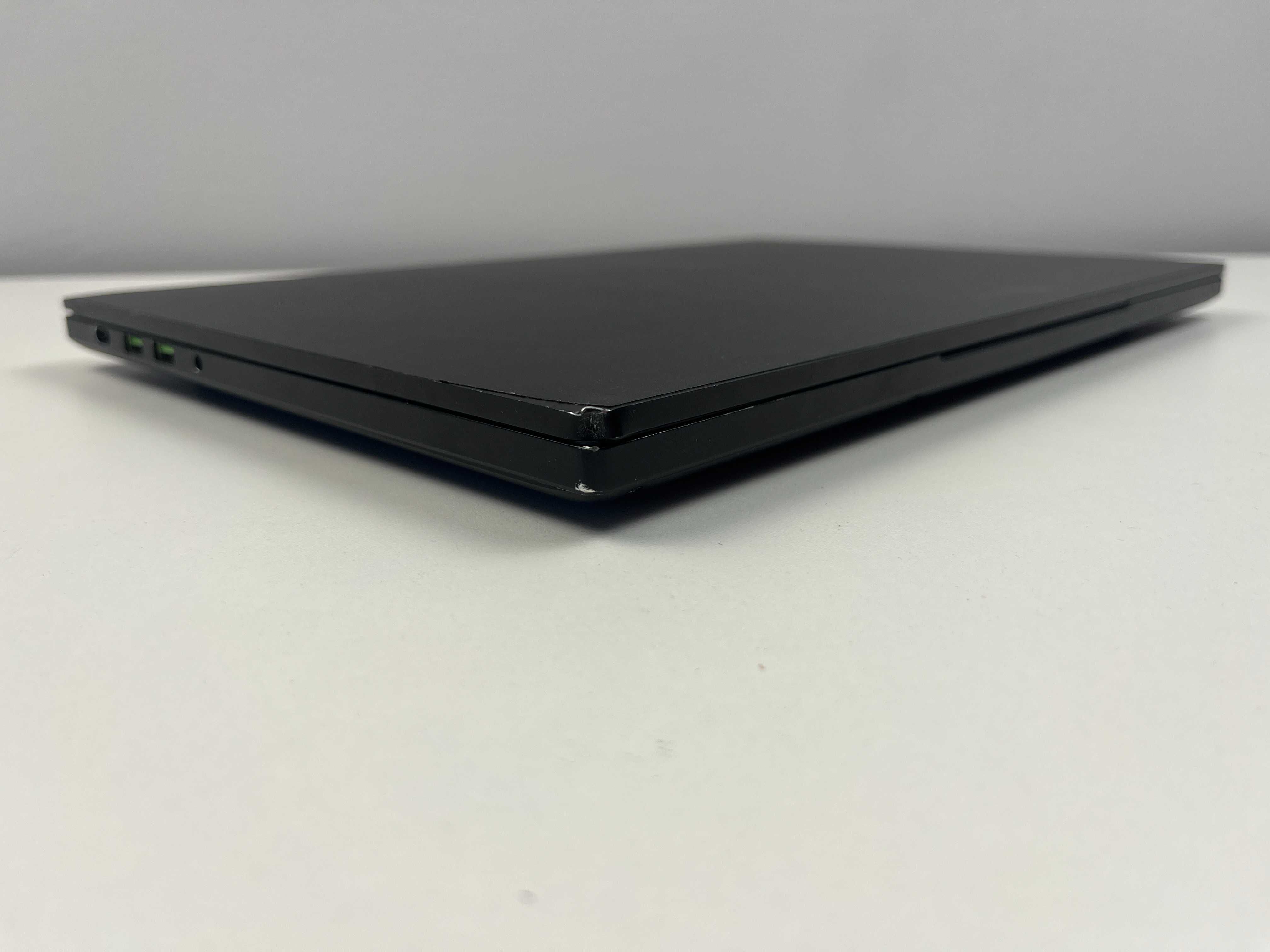 Ноутбук Razer Blade RZ09-0288 15.6" 144Гц i7-8750H 8GB RTX 2070