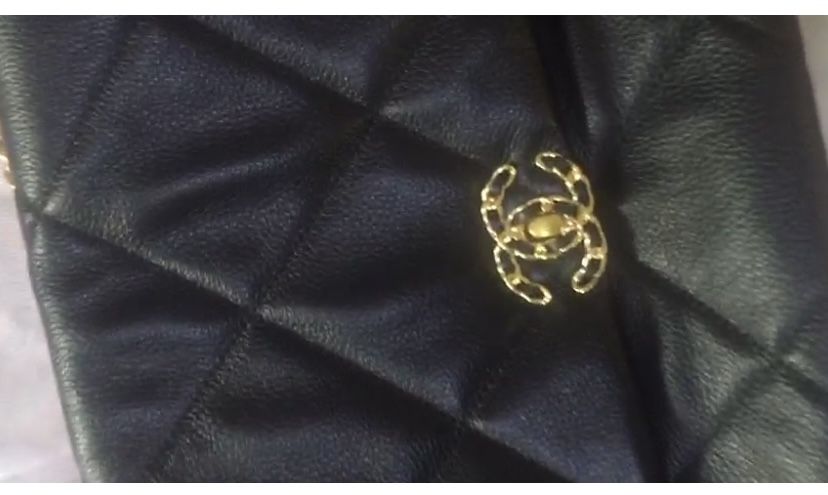 Mala Chanel pele caviar