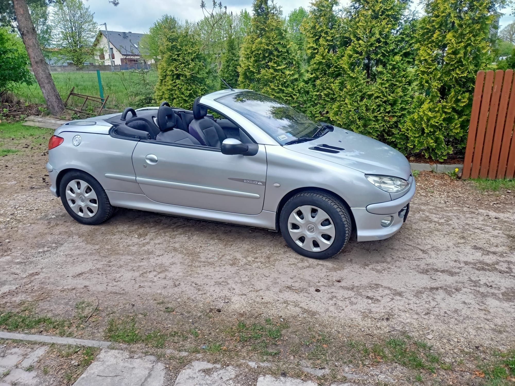 Peugeot cabrio 2004 rok