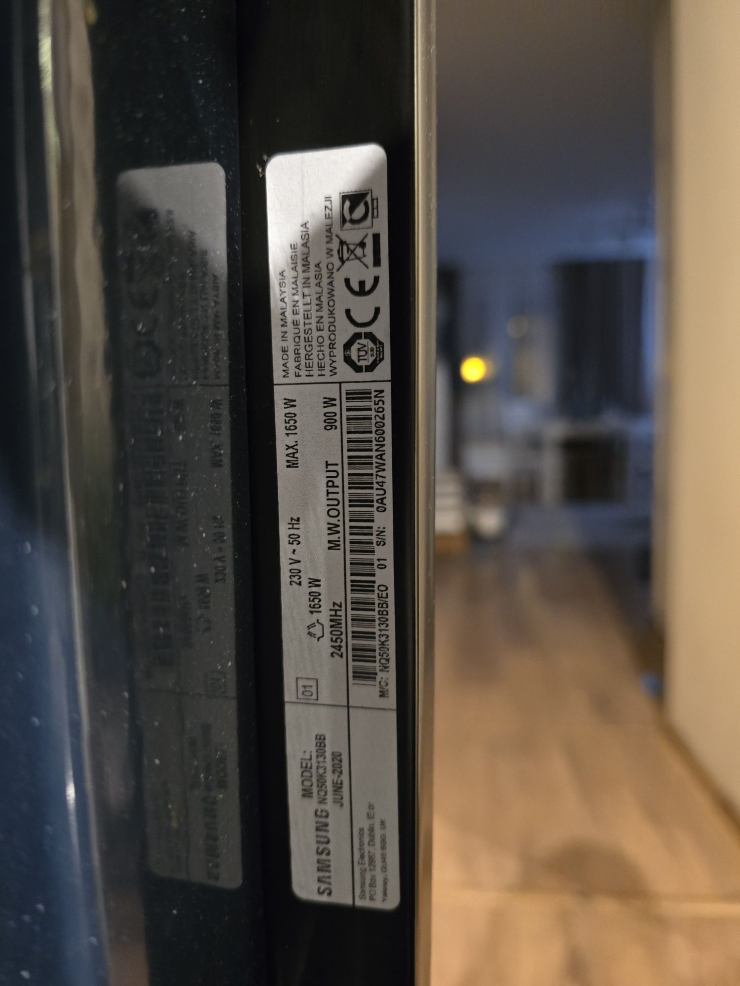 Kuchenka mikrofalowa do zabudowy Samsung NQ50K3130BB
