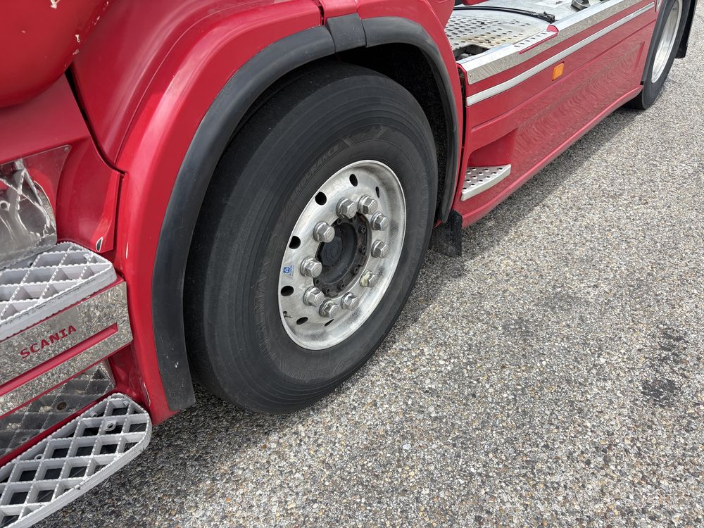 Scania R560 V8 / 760.000km przebiegu / alufelgi / full spojler