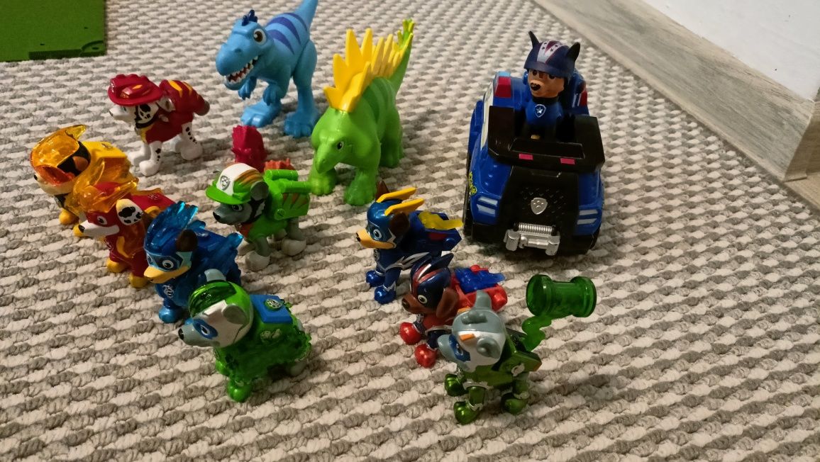 Psi patrol figurki kosmopieski, pojazd, dinozaury