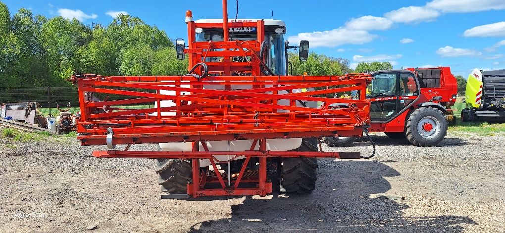 Opryskiwacz kuhn berthoud hardi john deere