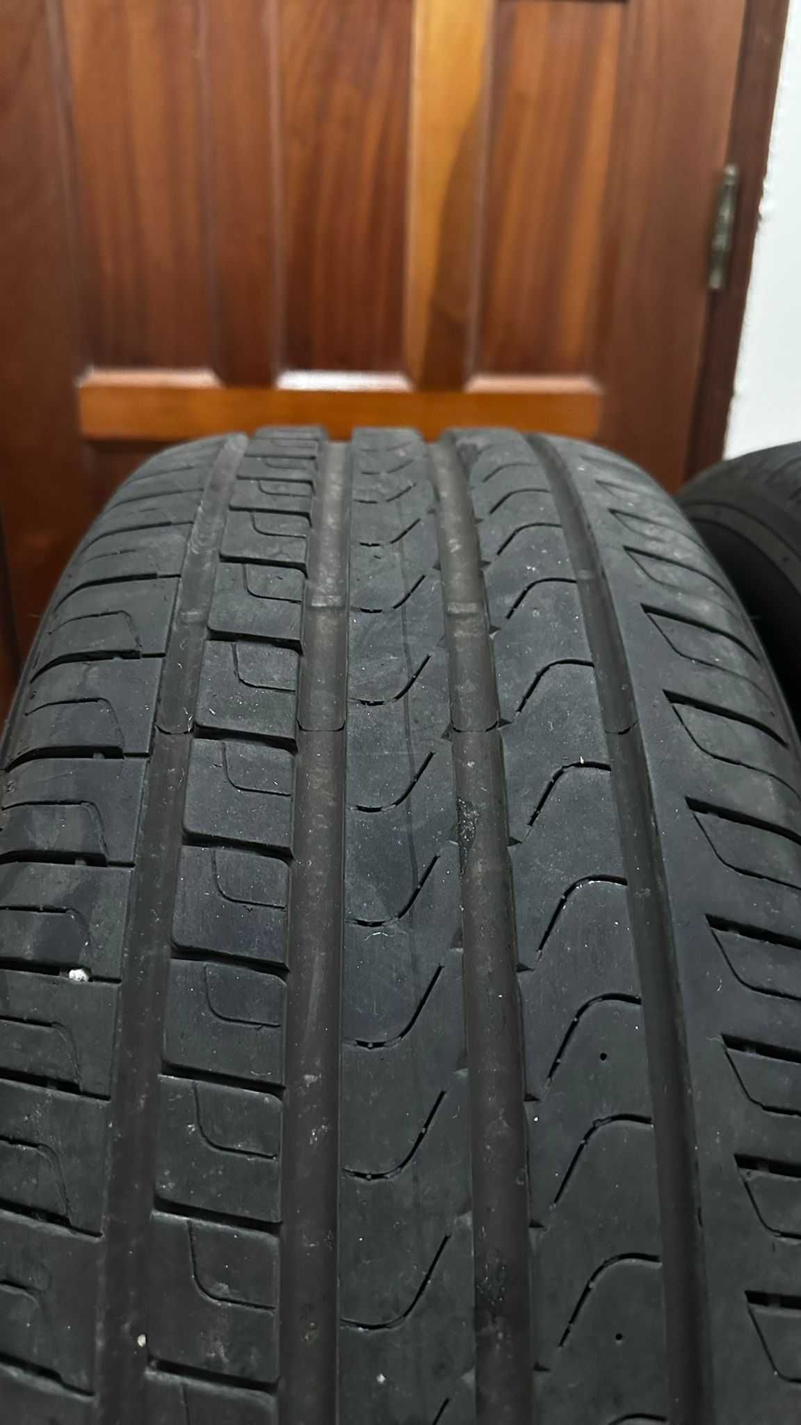 Vendo Pneu Semi-Novo 235/55r17 99V Pirelli Scorpion Verde (Par)