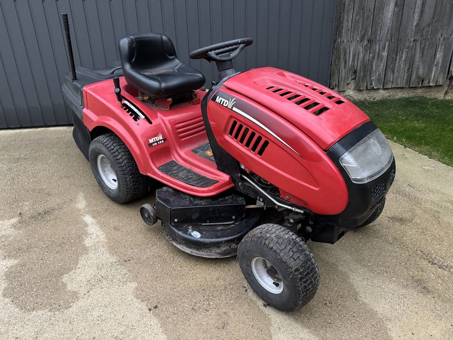 Traktorek kosiarka MTD LN155