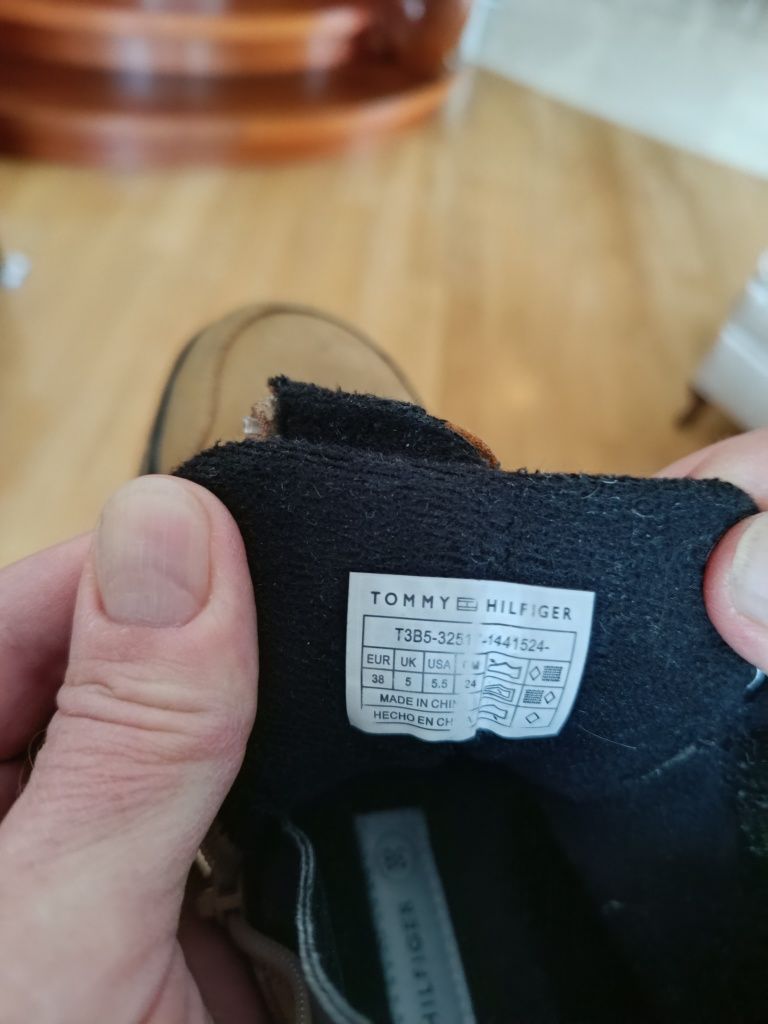 Trapery zimowe TOMMY HILFIGER