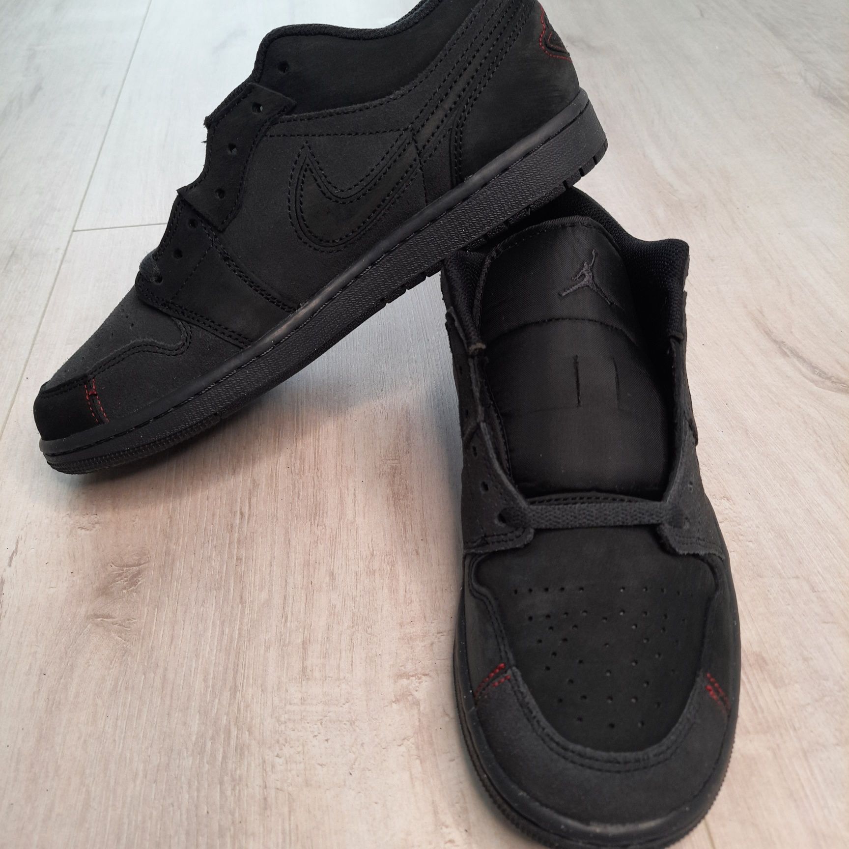 Оригінальні чоловічі кросівки AIR JORDAN AJ 1 LOW SE CRAFT BLACK FD863