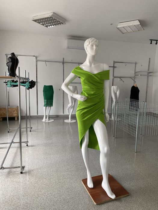 Tanio Sprzedam wyposażenie sklepu odzieżowego