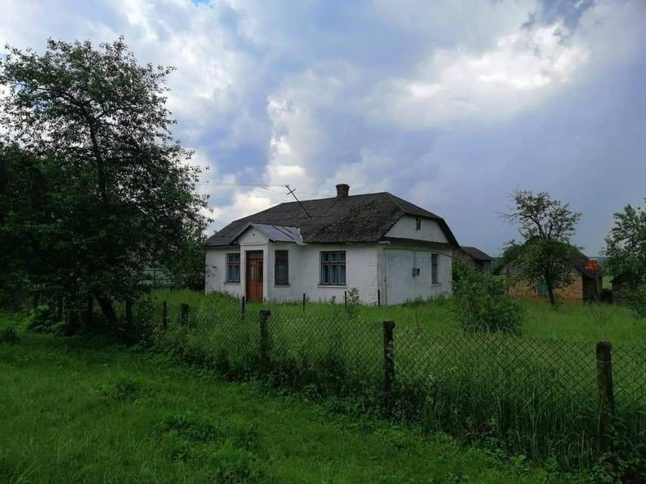 Продам будинок в с.Розжалів