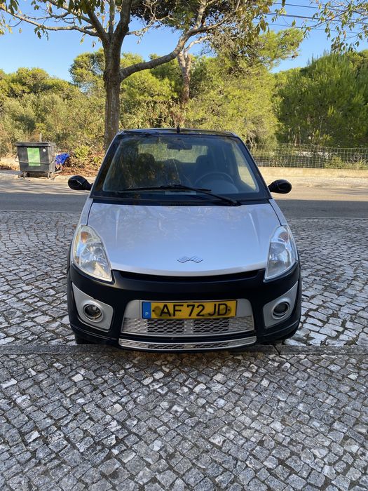 Micro Carro em bom estado