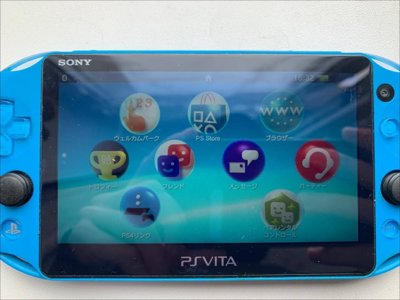 Консоль PlayStation Vita slim