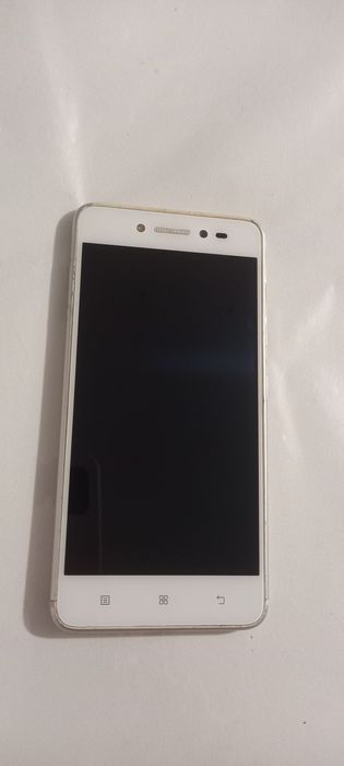 Lenovo S90 не робочий