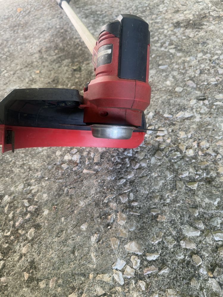 Corta ervas da Einhell a bateria