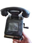 Stary wojskowy telefon z korbką – oryginalny egzemplarz PRL / wojskowy