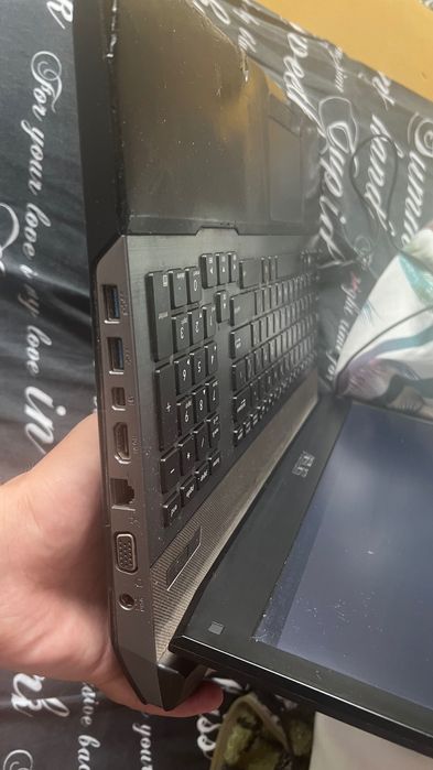Ноутбук Asus ROG 75VW
