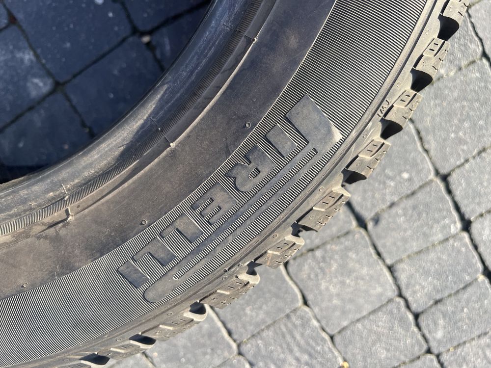 Z8 opony zimowe 4.szt Pirelli 185/60/15 Winter Cinturato DOT 2018*