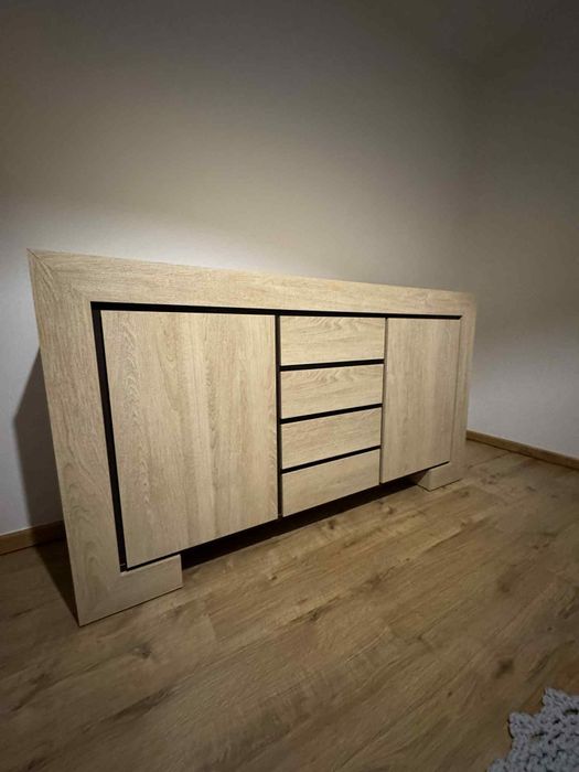 Komoda do sypialni salonu