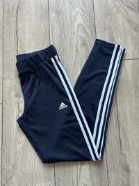 Legginsy Adidas Śliskie