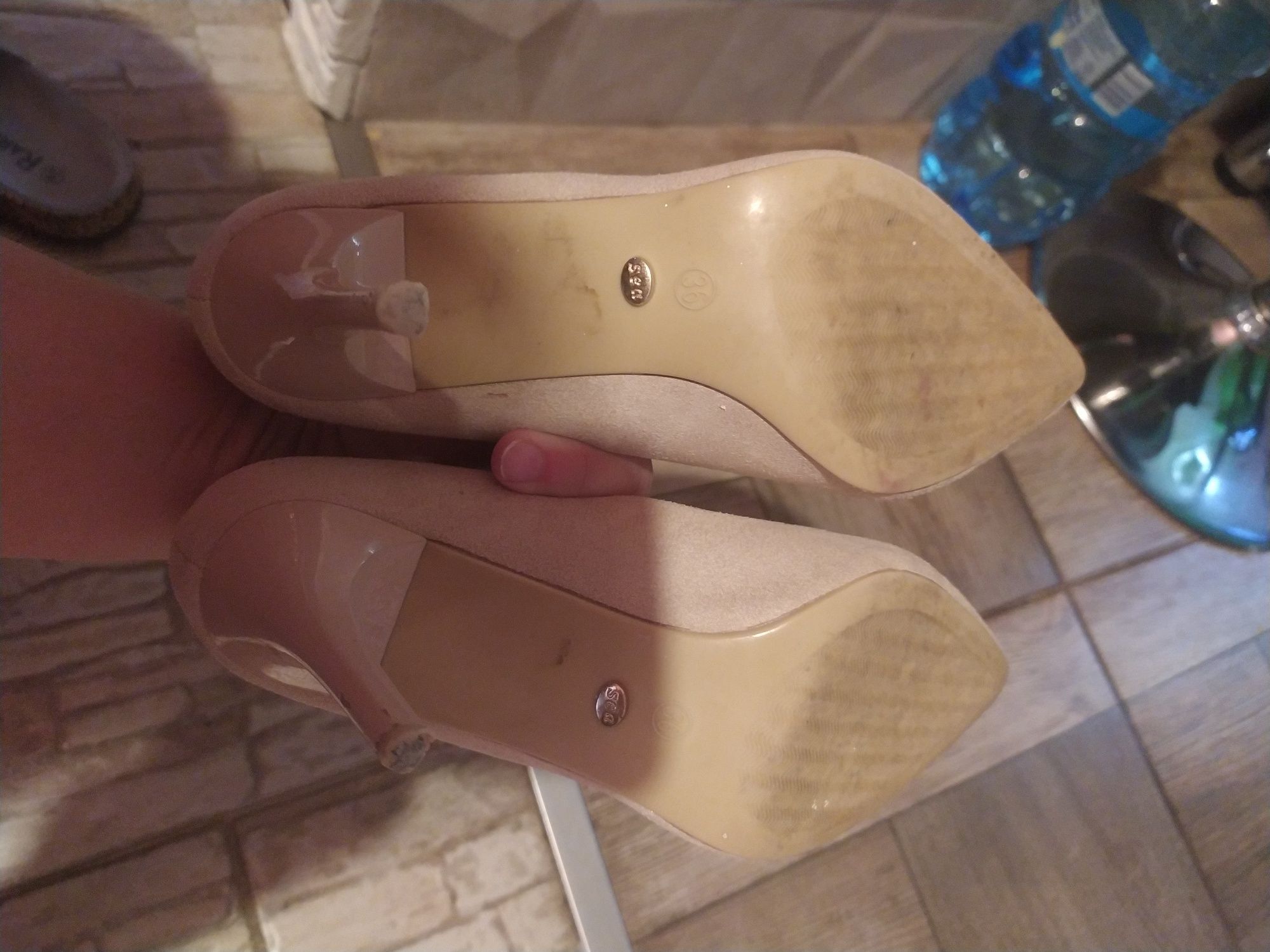 Czółenka na obcasie szpilki buty zamszowe pantofle r 36 Seastar