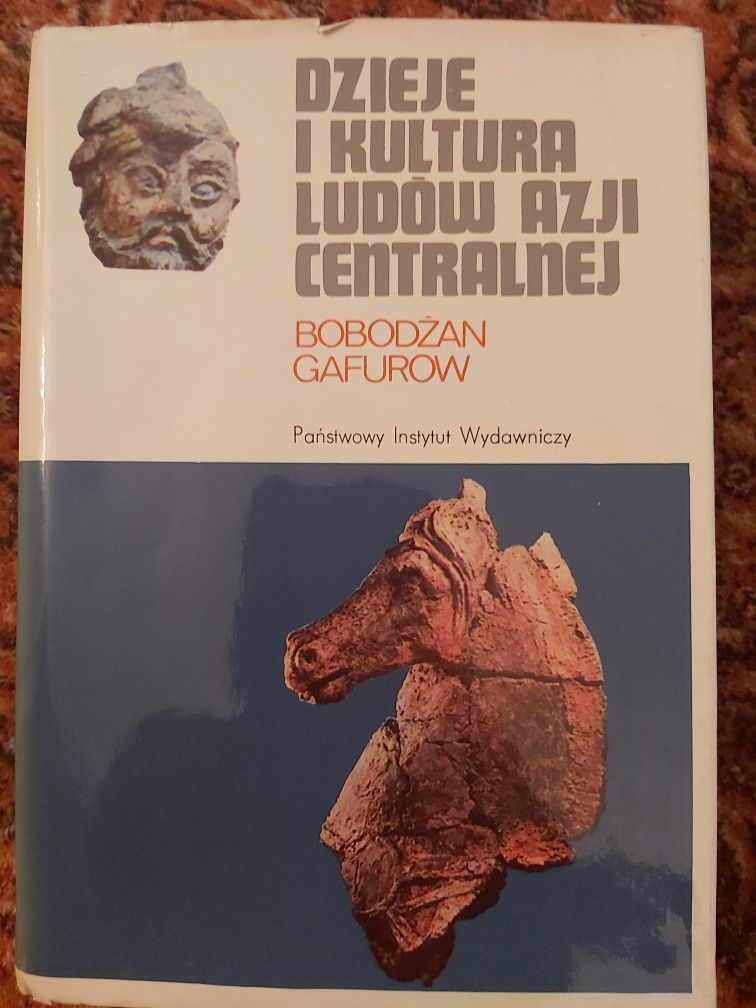 Dzieje i Kultura Ludów Azji Centralnej