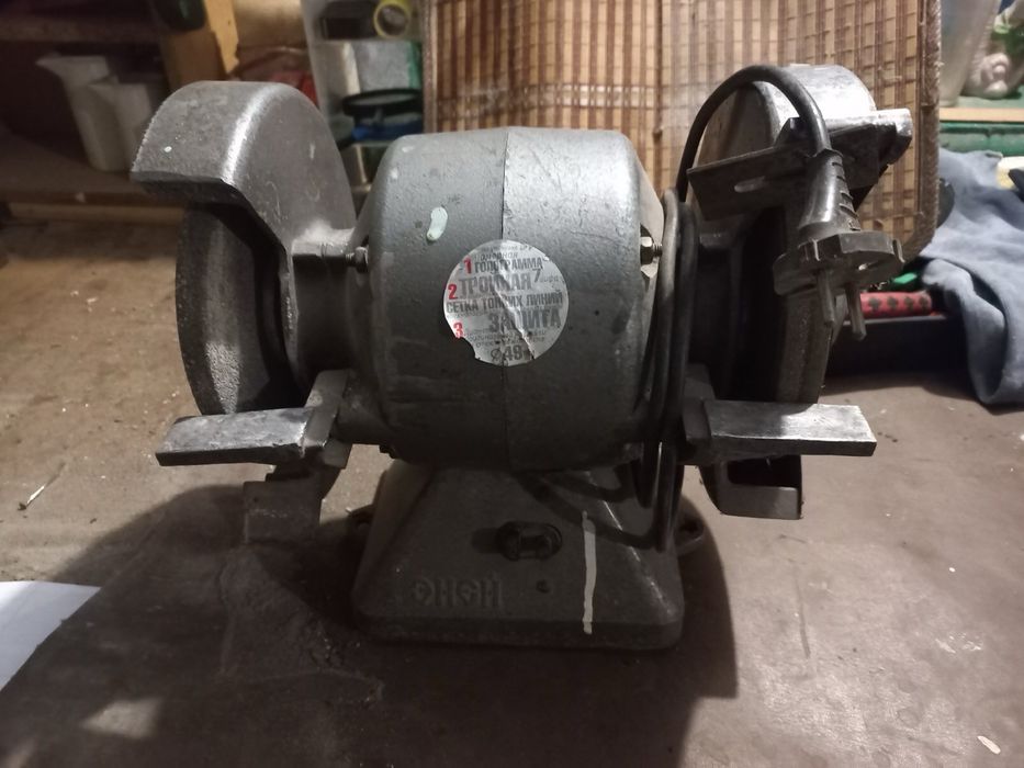 Заточний станок Эней