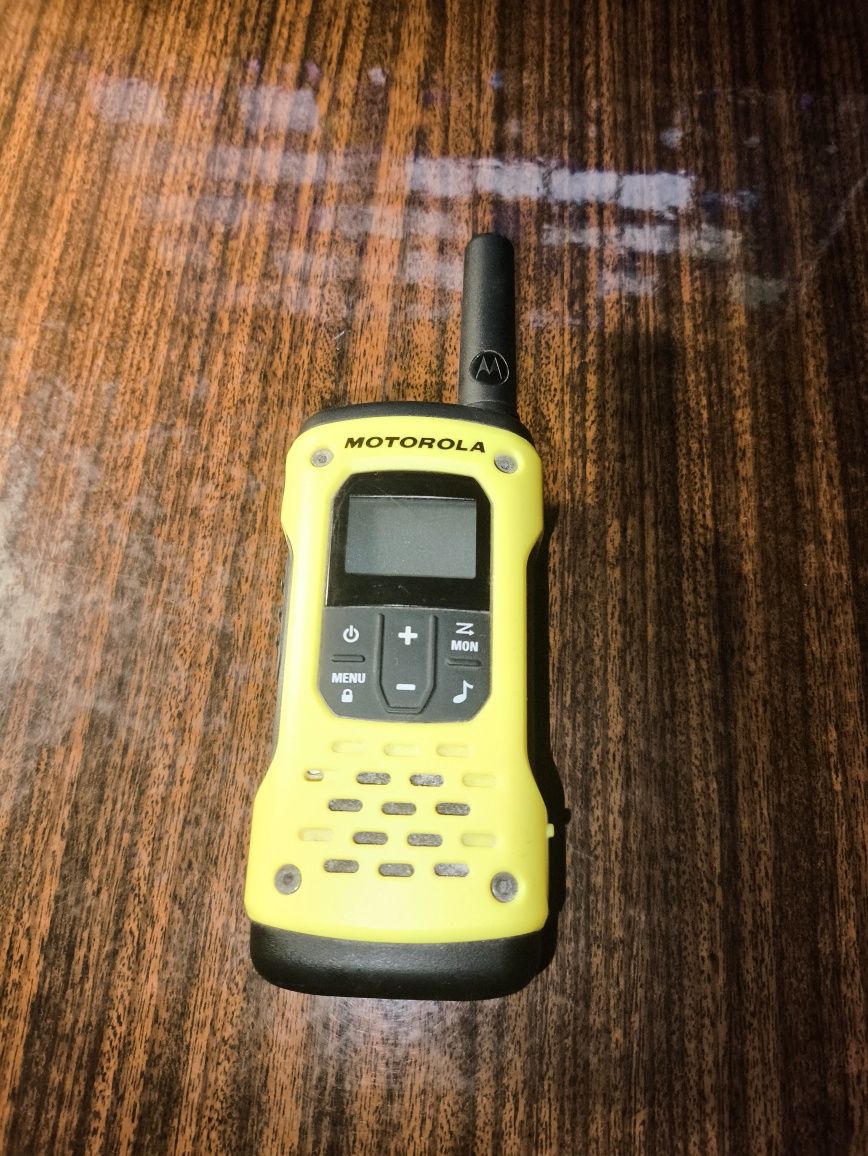 Рація Motorola TLKR T92 H2O / СПОЖИВЧА РАДІОСТАНЦІЯ / Рация 3 шт