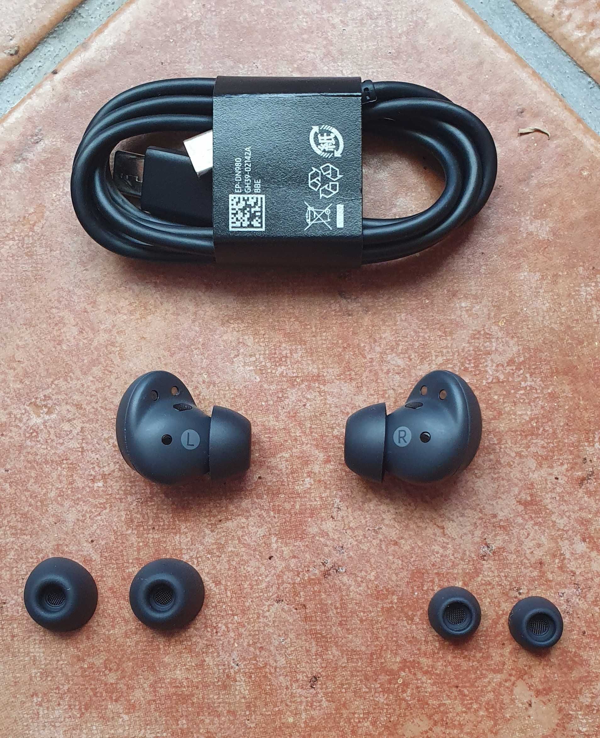 Samsung Galaxy Buds2 Pro (sem caixa mas com carregador) - SEMI NOVOS