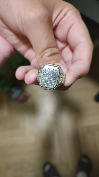 Srebrny sygnet ze słoniem w stylu indyjskim