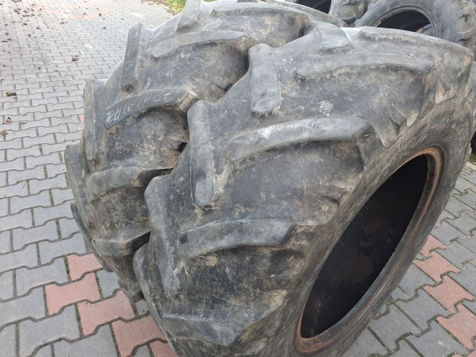 Opony radialne 380/70r24 13.6r24